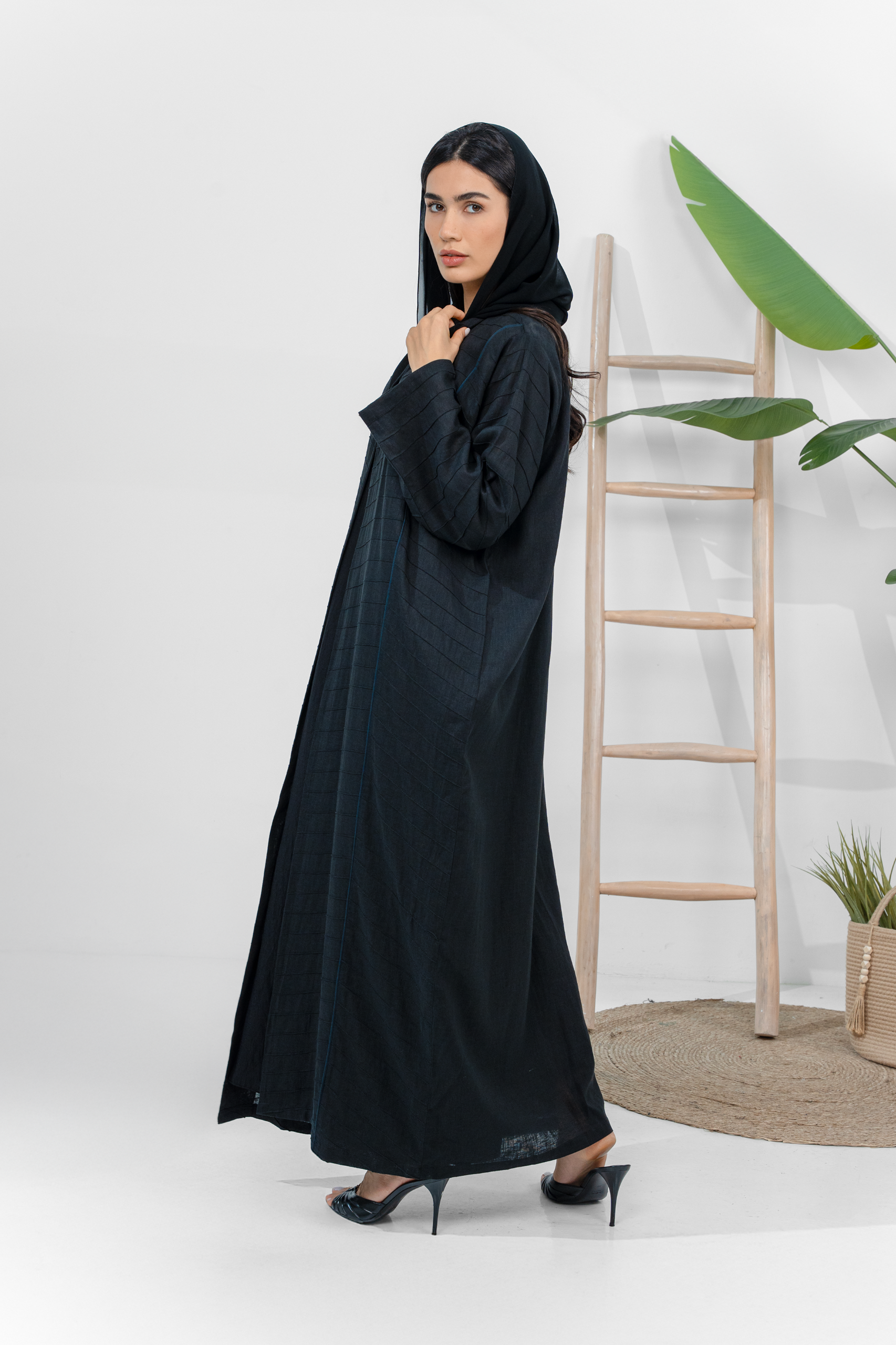 Noir majesty abaya