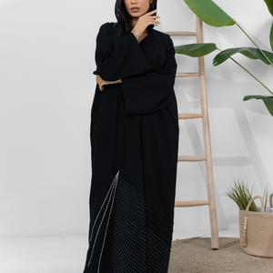 Shadow geometry abaya