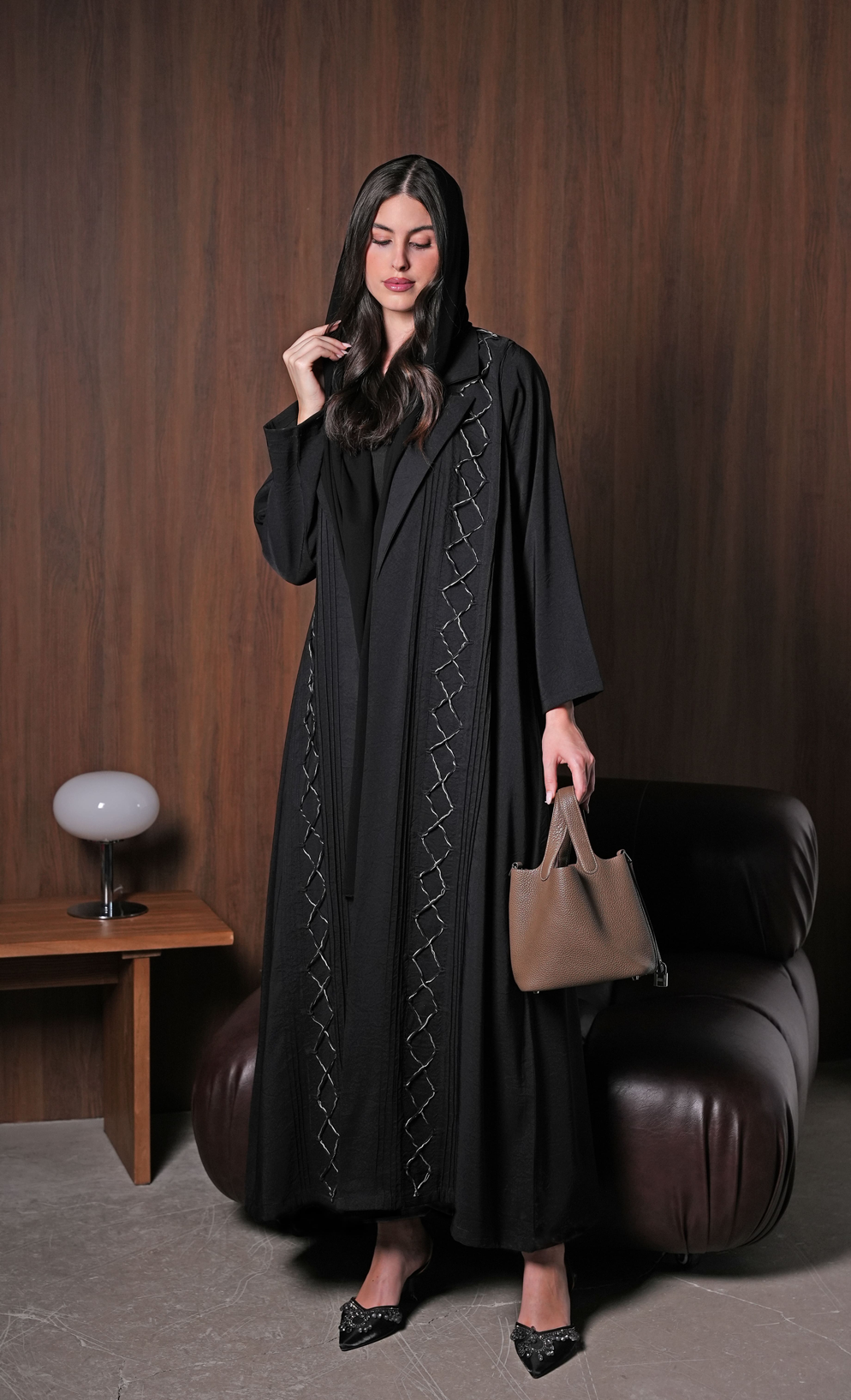 Noir grid abaya